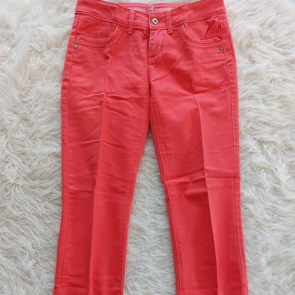 Simply Vera Vera Wang Women's Red Straight Leg Low Rise Denim Jeans Size: 2 - Picture 4 of 12